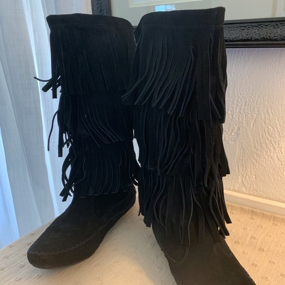 Lauren Conrad Moccasin Boots | Poshmark